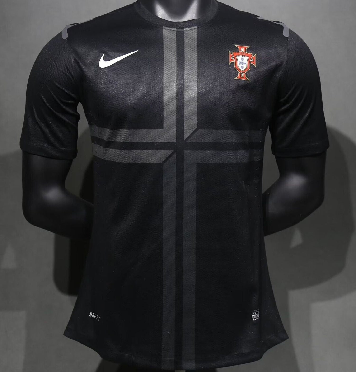 Portugal Maillot Rétro 2013 - Player Version