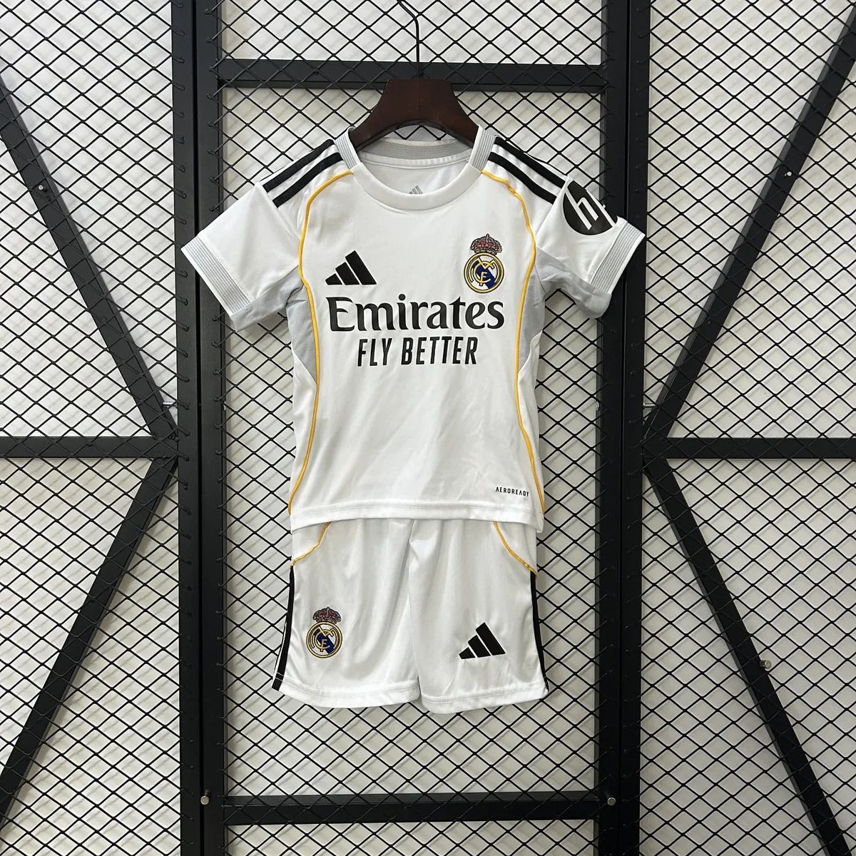 Real Madrid Maillot Domicile 25/26 - Enfant