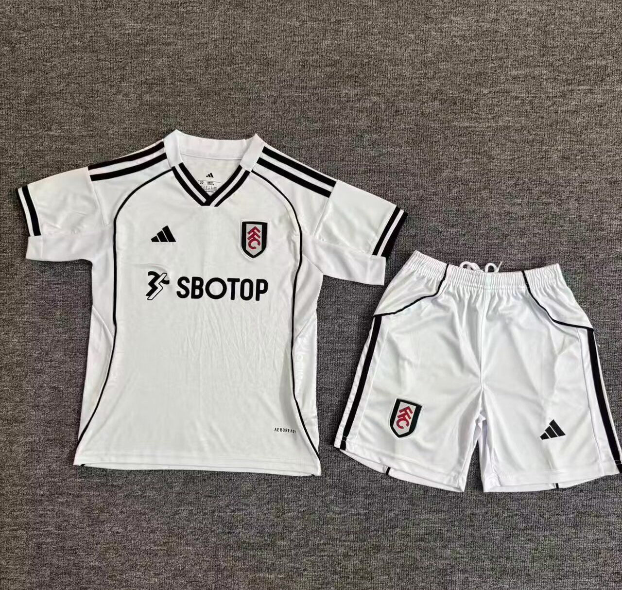 Fulham Maillot Domicile 25/26 - Enfant